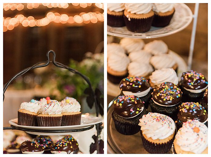 wedding-cupcake-display-marlayna-photography