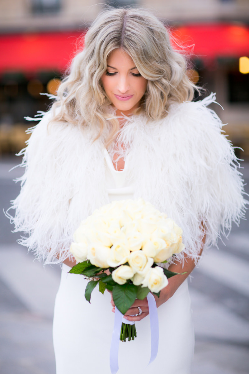 winter-wedding-bridal-fur-cover-up