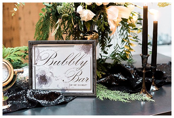 bubbly-bar-wedding-sign-alicia-king-photography