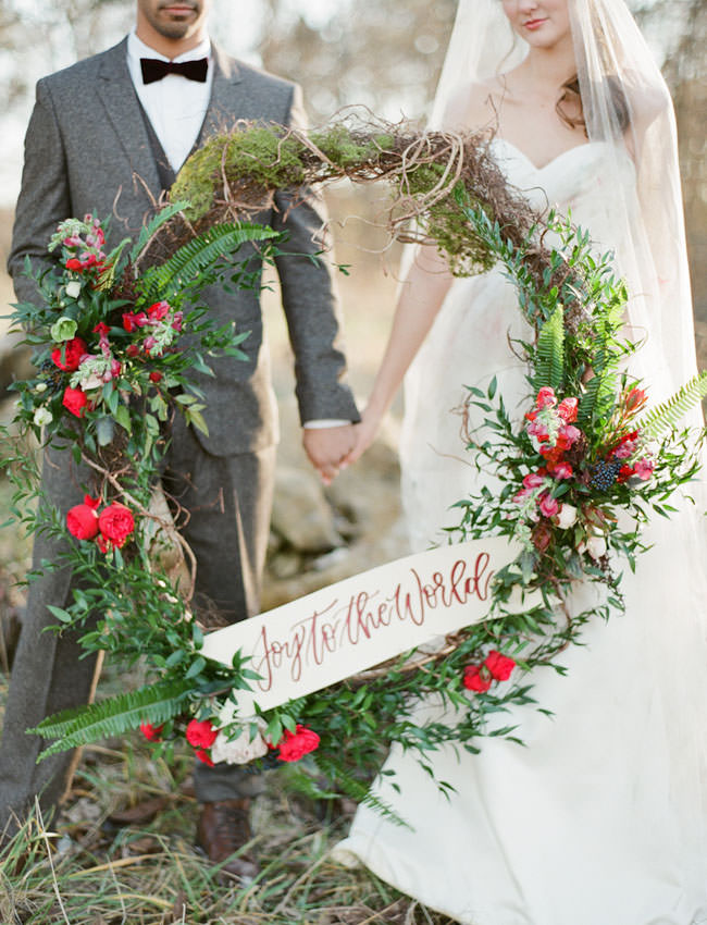 joy-to-the-world-large-wedding-wreath