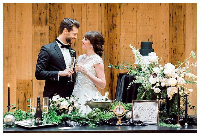 new-years-eve-wedding-dessert-table-display