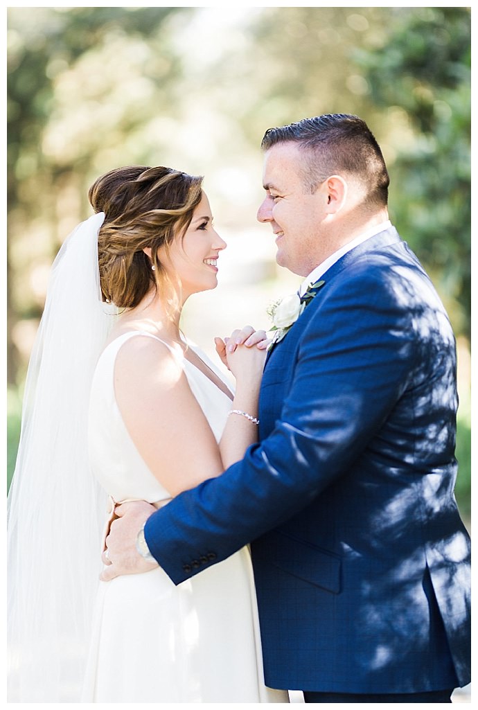 passionate-wedding-photography-blue-wedding-suit