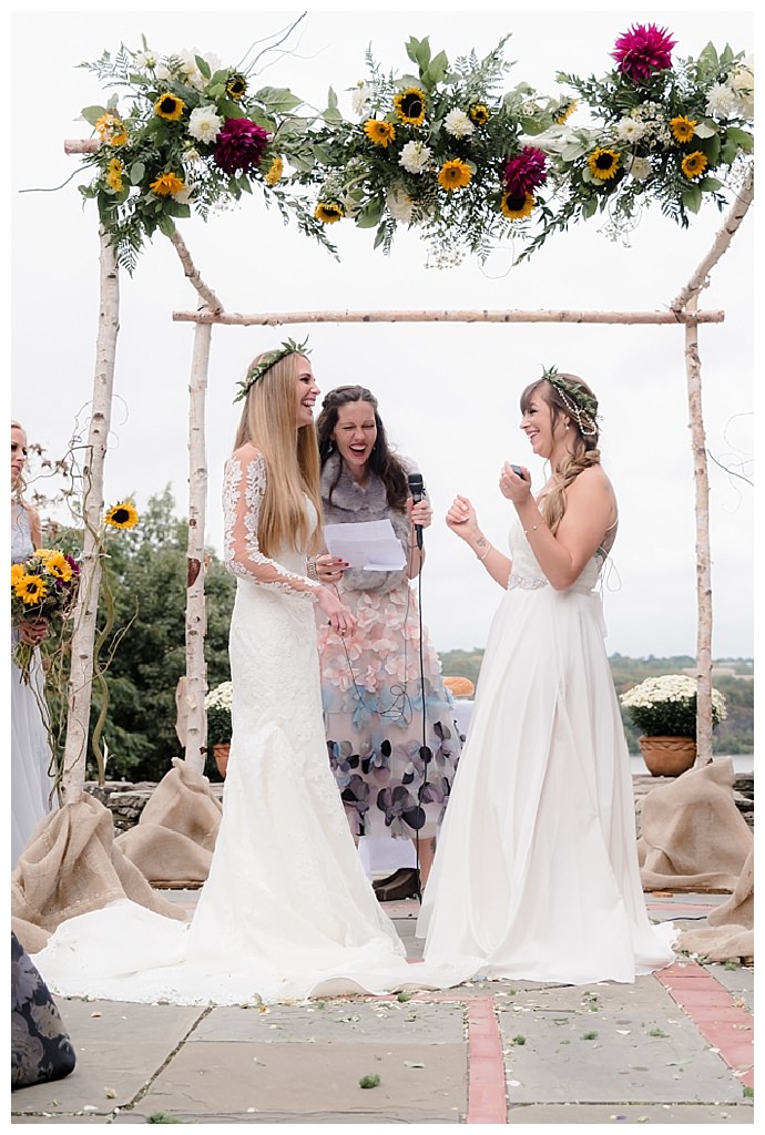 birch-wood-wedding-altar-tnk-photography