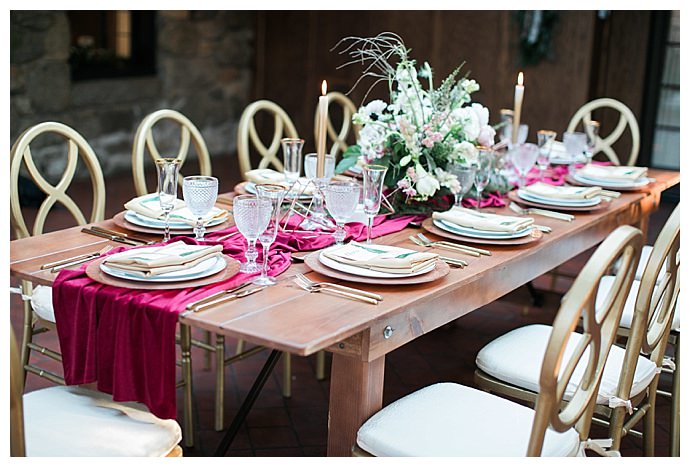 crimson-velvet-table-runner-sokhha-photography