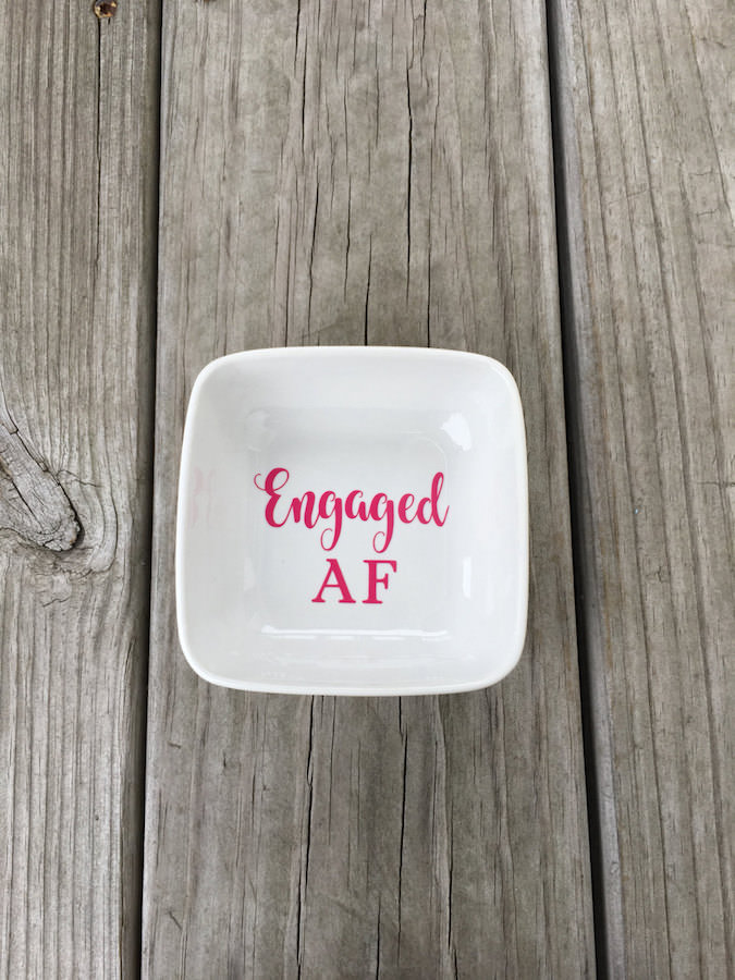 engaged-af-ring-dish