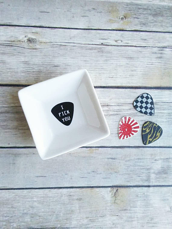 i-pick-you-engagement-ring-dish