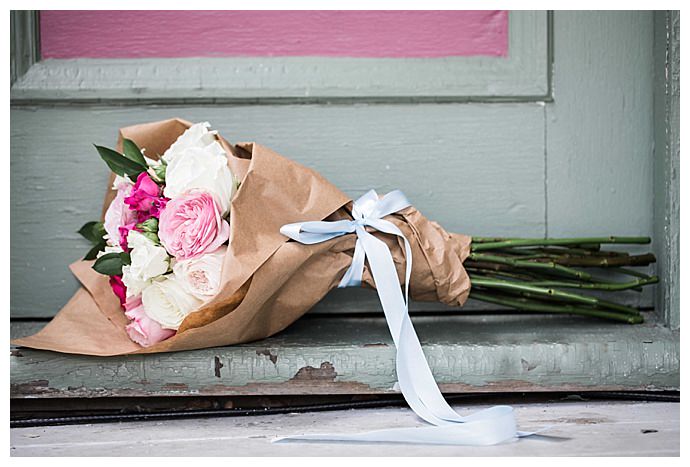 jessica-jaccarino-photography-brown-bag-wrapped-bridesmaid-bouquet