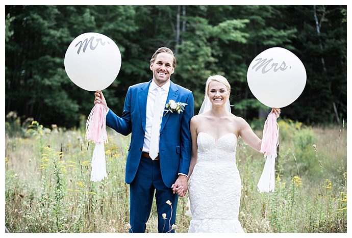 mr-and-mrs-wedding-balloons-jessica-jaccarino-photography