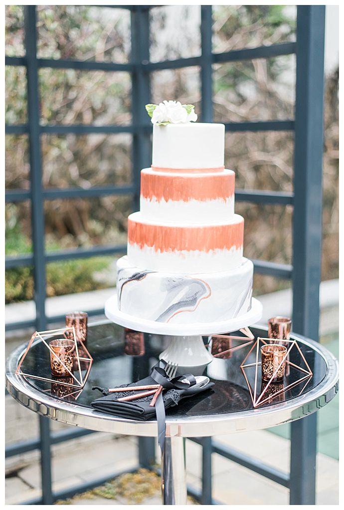 rose-gold-and-marble-wedding-cake-lula-king-photo-and-film