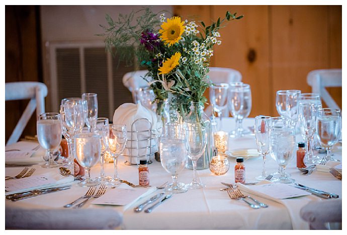 rustic-reception-decor-tnk-photography