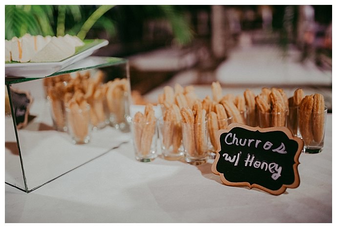 wedding-churros-button-up-photography