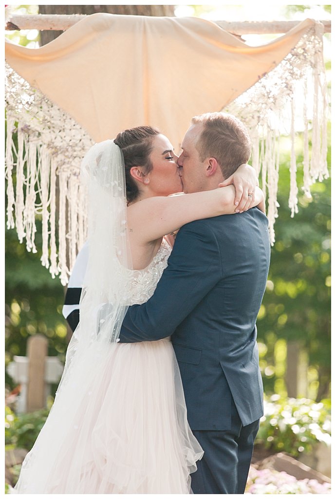 casey-fatchett-photography-bohemian-ceremony-decor