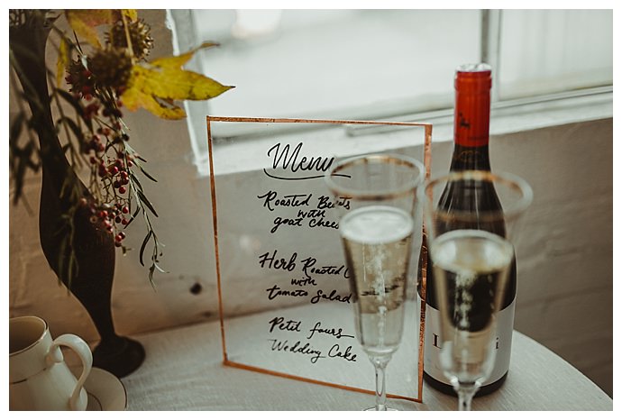 clear-acrylic-wedding-menu-rowanberry-and-lavender-photography