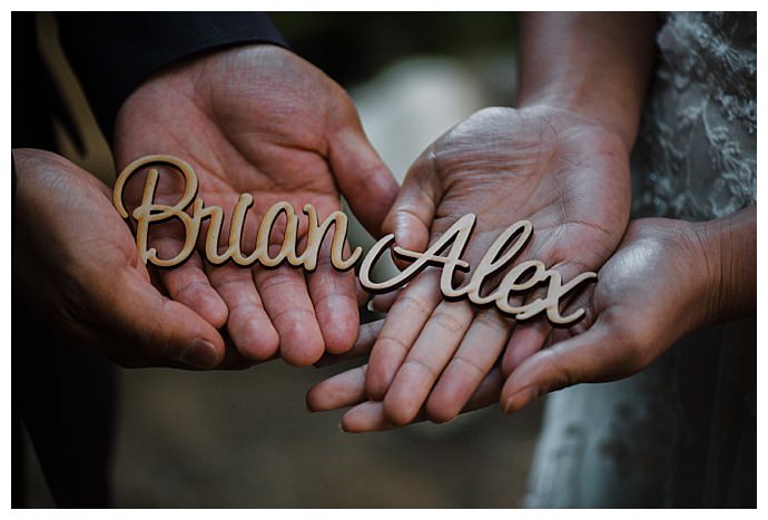 lasercut-wedding-place-cards-translucent-wedding-photography