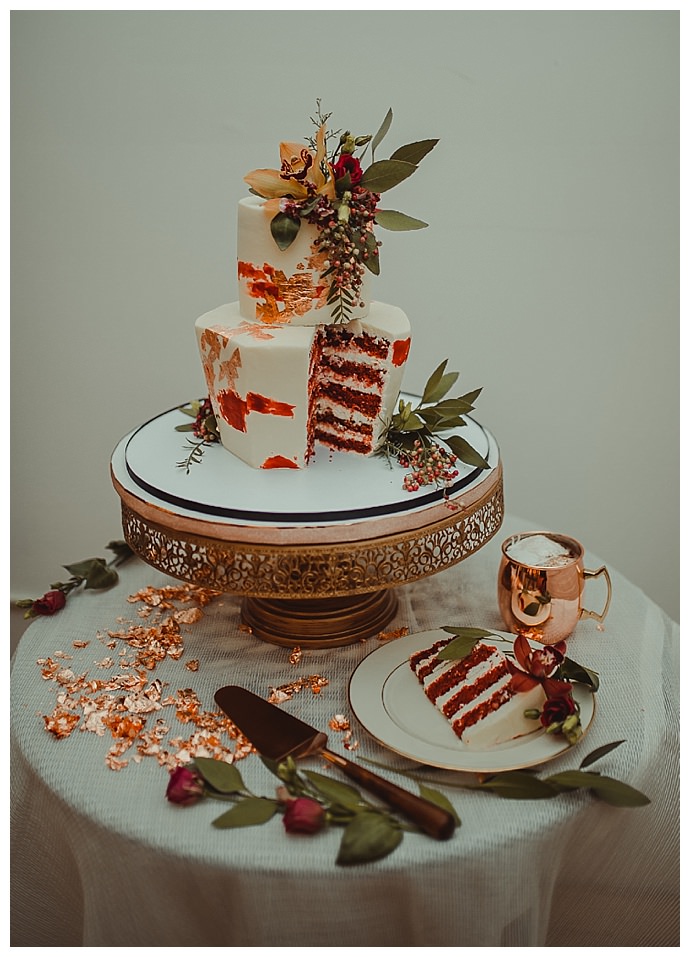 rowanberry-and-lavender-photography-copper-cake-table-decor