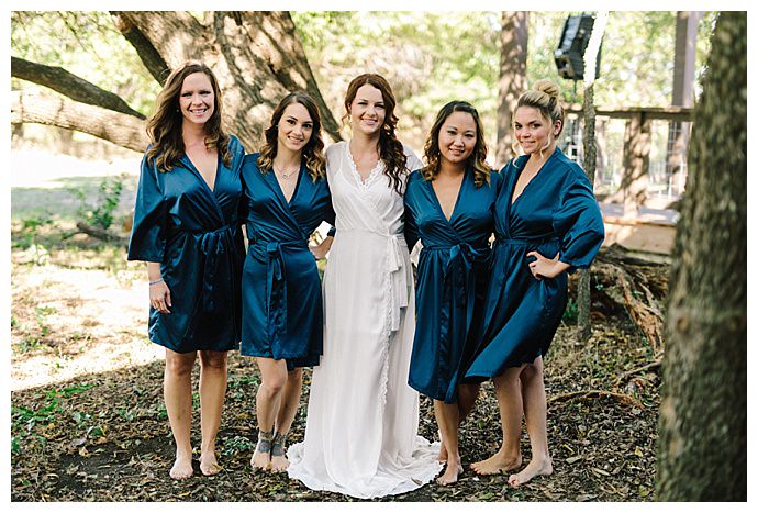 blue-bridesmaids-robes-jeff-brummet-visuals