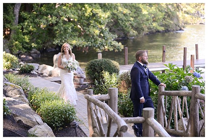 dani-fine-photography-lakeside-first-look