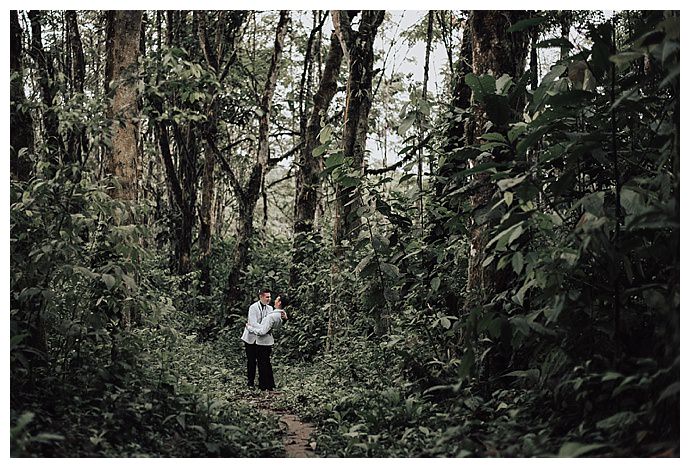 ecuador-cloud-forest-wedding-photos-lh-photography