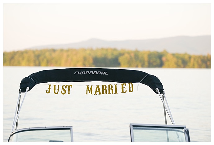 just-married-boat-sign-dani-fine-photography