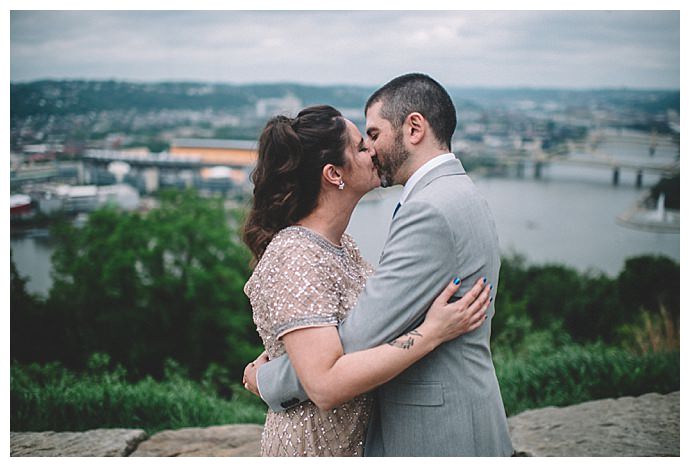 pittsburgh-skyline-wedding-photos-requiem-images