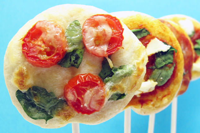 pizza-on-a-stick-wedding-appetizers