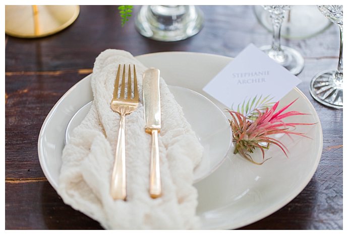 air-plant-place-cards-amanda-karen-photography