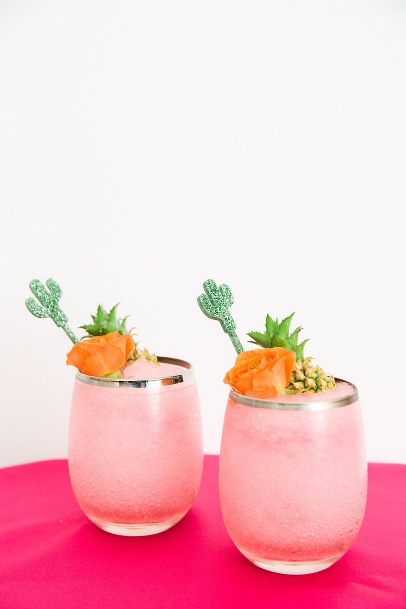 https://loveincmag.com/wp-content/uploads/2018/04/cactus-cocktail-stirrers.jpg