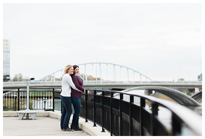 christa-kimble-photography-downtown-columbus-engagement