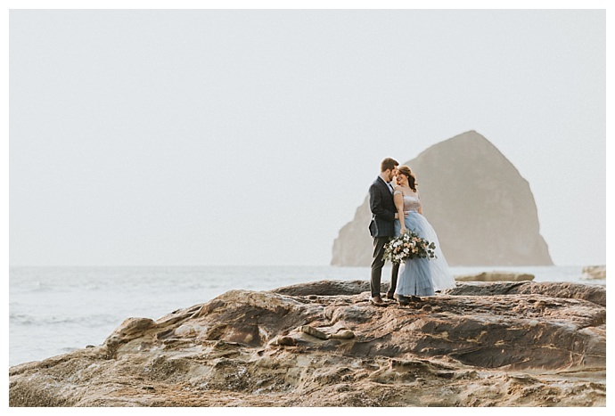 naba-zabih-photography-cape-kiwanda-oregon-engagement