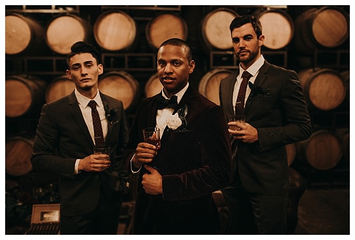 randi-kreckman-photography-groomsmen-suits