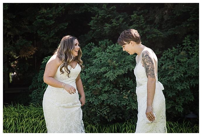 angela-and-evan-photography-lesbian-first-look