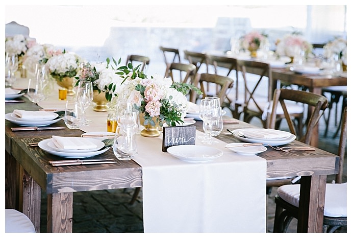 blush-rustic-table-decor-angela-and-evan-photography