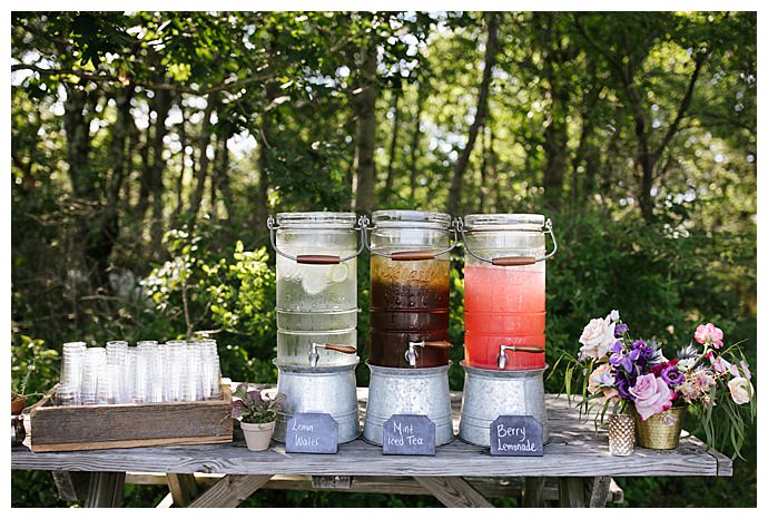 outdoor wedding drink stand