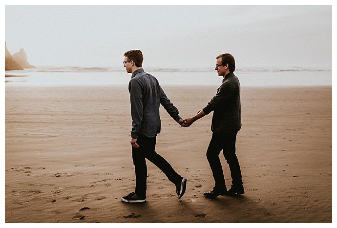 matthew-schueller-photography-beach-engagement