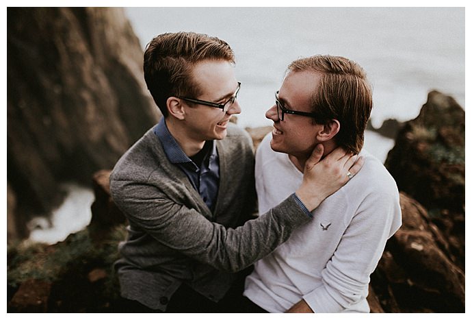 oregon-cannon-beach-engagement-pictures-matthew-schueller-photography