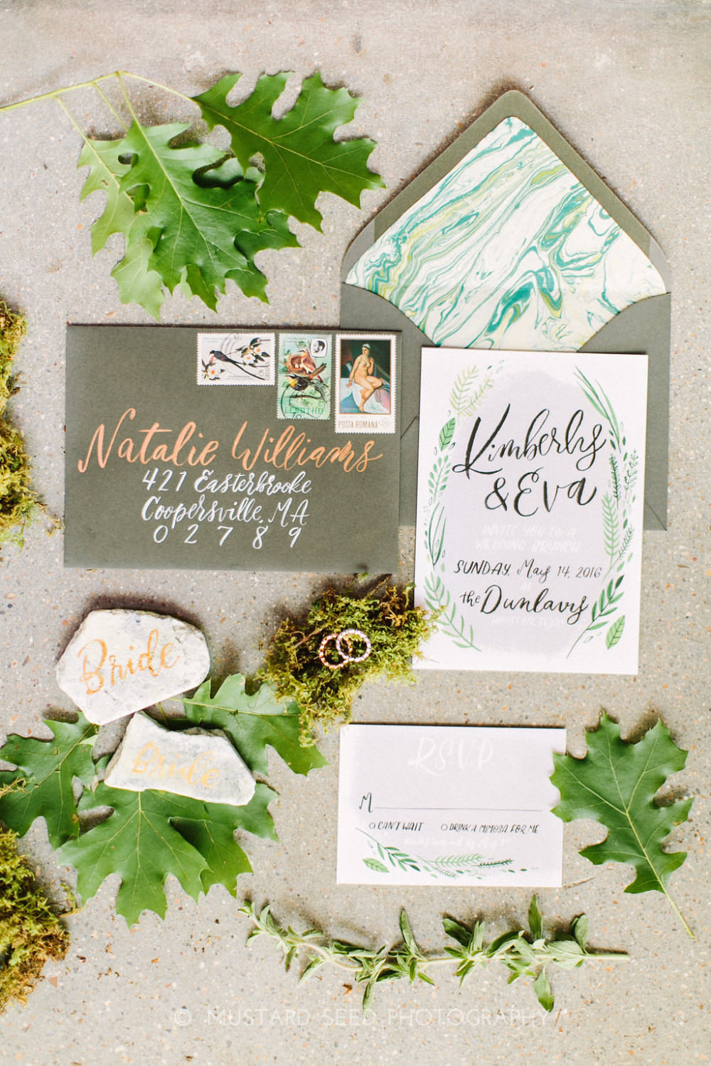 two-toned-wedding-envelope-lettering