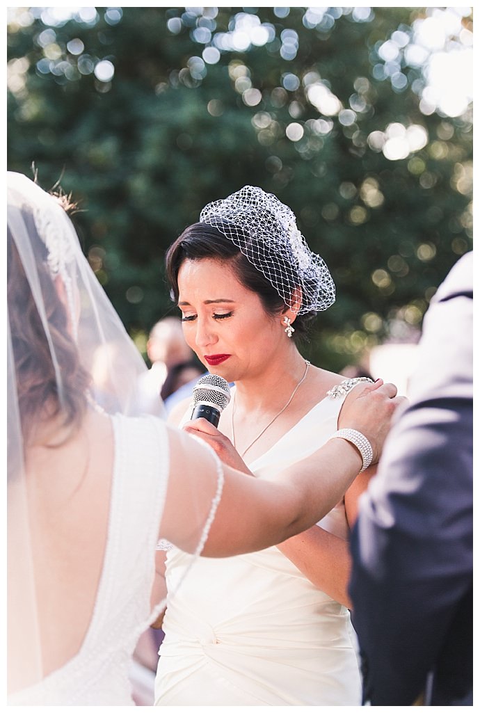 bird-cage-wedding-veil-frances-tang-photography