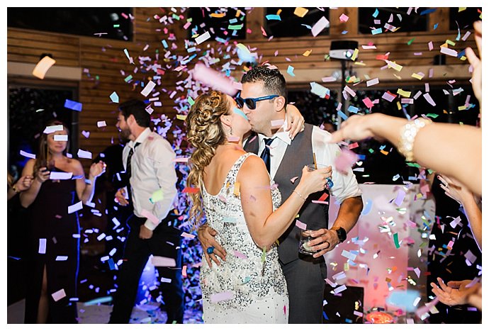 confetti first dance