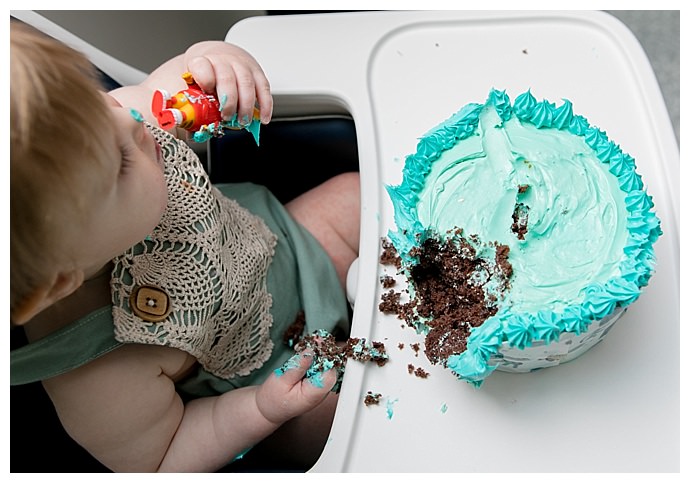 first-birthday-cake-smash