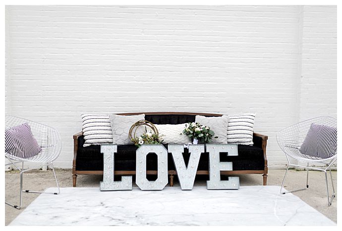 love-wedding-sign-kristen-weaver-photography