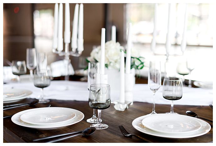 white-wedding-tablescape-kristen-weaver-photography