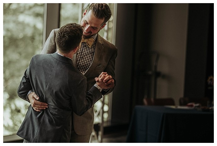 bhunterco-photography-grooms-first-dance