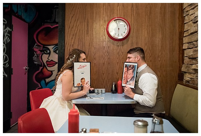 diner wedding photos