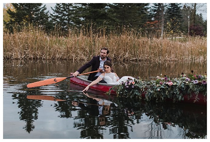 floral-wedding-canoe-boeun-kim-film-and-photography