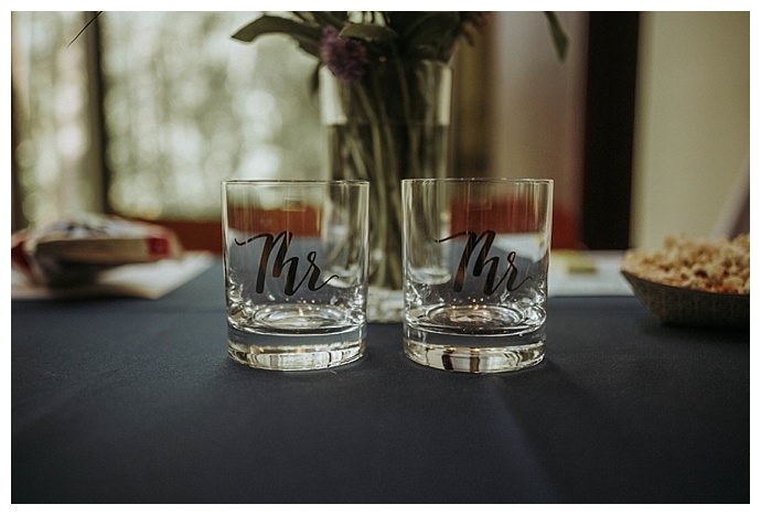 mr-and-mr-cocktail-glasses-bhunterco-photography