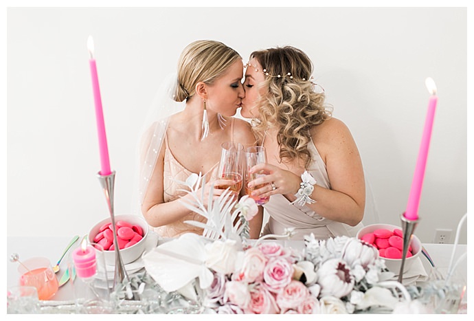 pink table decor