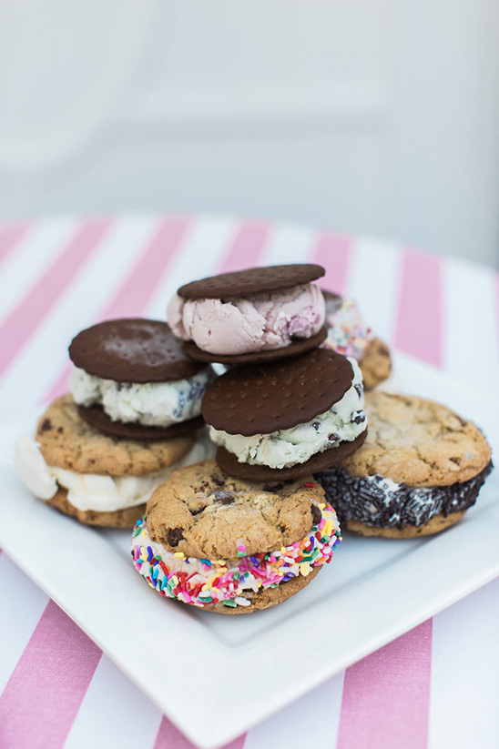 wedding ice cream sandwiches