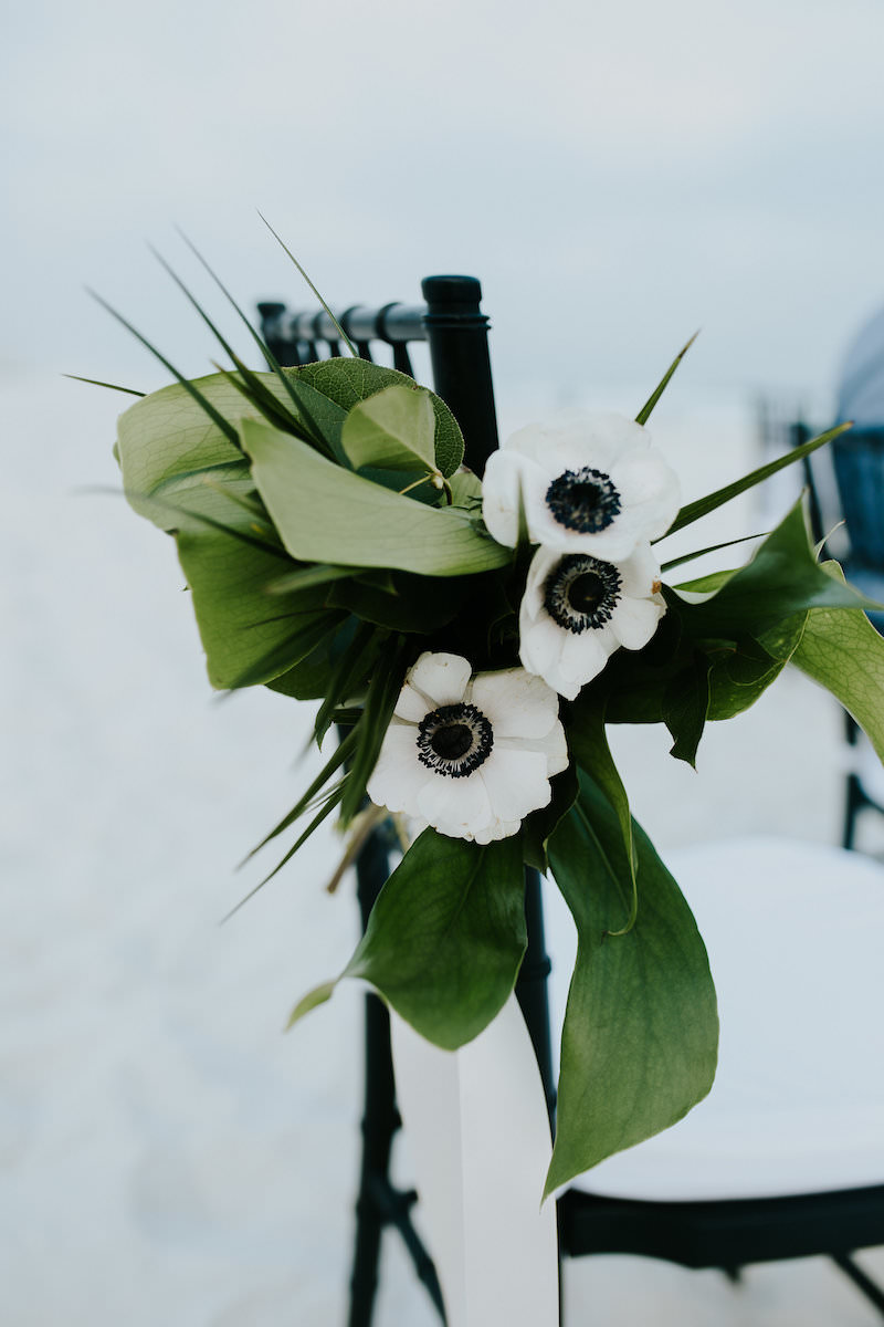 white anemone chair decor