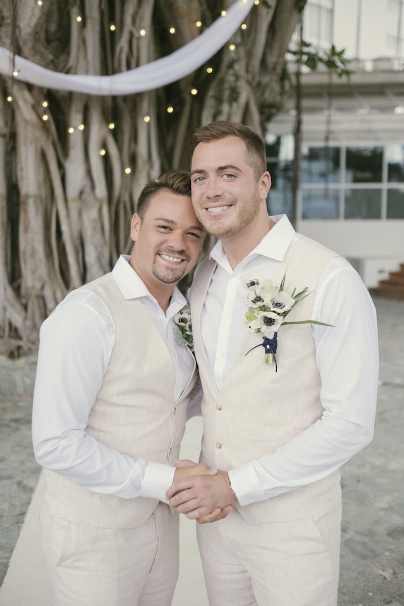 beach-wedding-linen-suit-and-vest