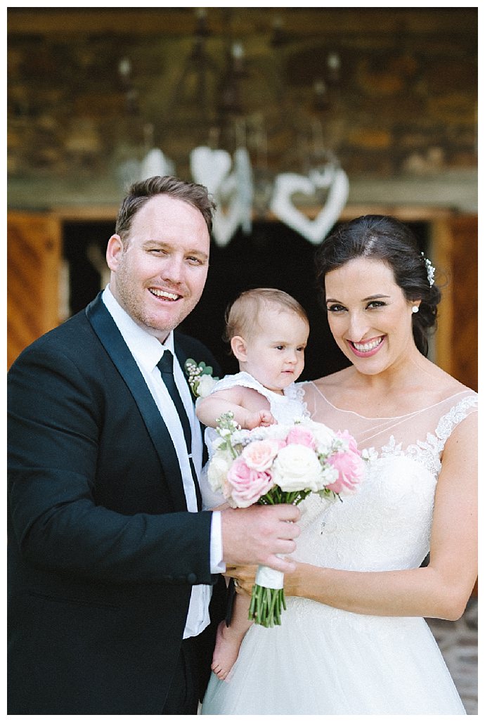 bright-girl-photography-light-pink-and-white-wedding-bouquet